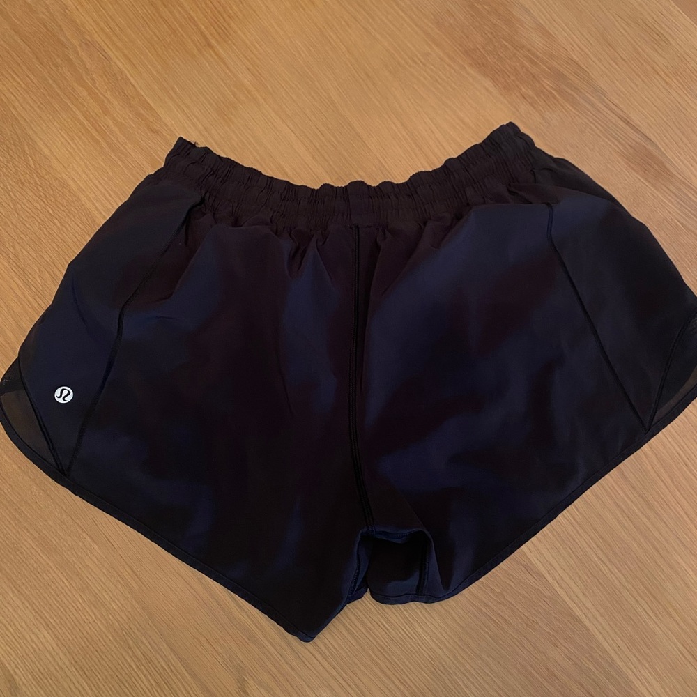 Lululemon Hotty Hot Shorts
PREOWNED/USED
lululemon athletica